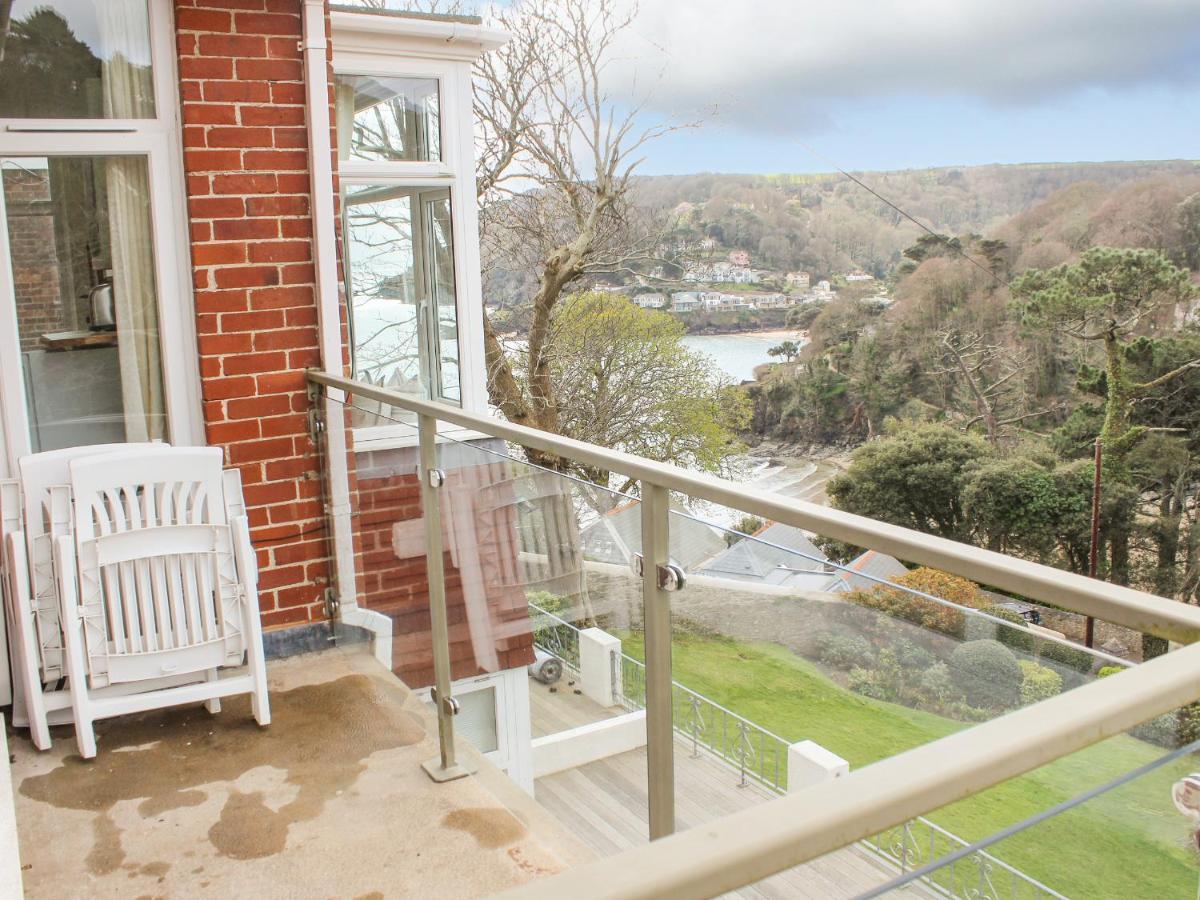 1 Hazeldene *